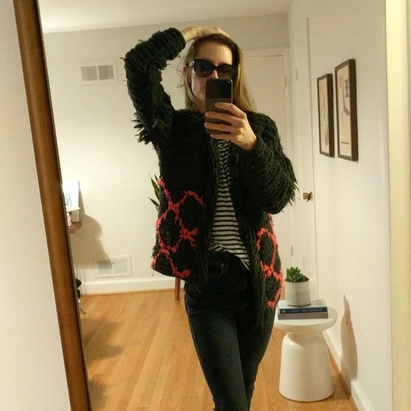 Sweater - Picture 4 of 4